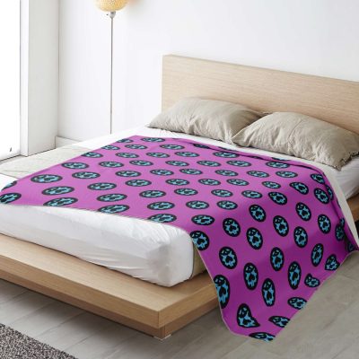 a790ed41fa521311f7c3d4abe881afcc blanket vertical lifestyle bedextralarge - JJBA Store
